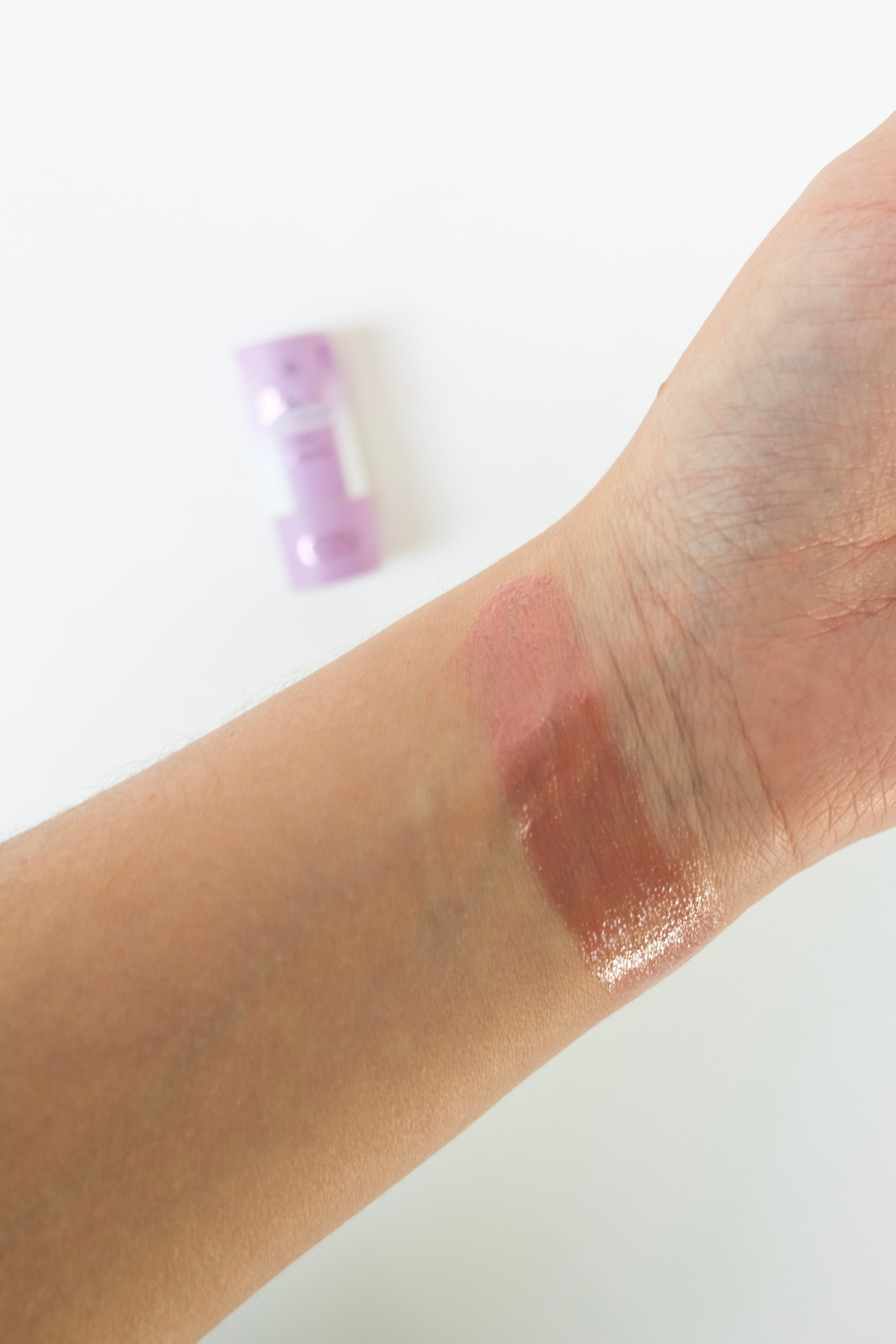 Glossy lip serum - Ceiba