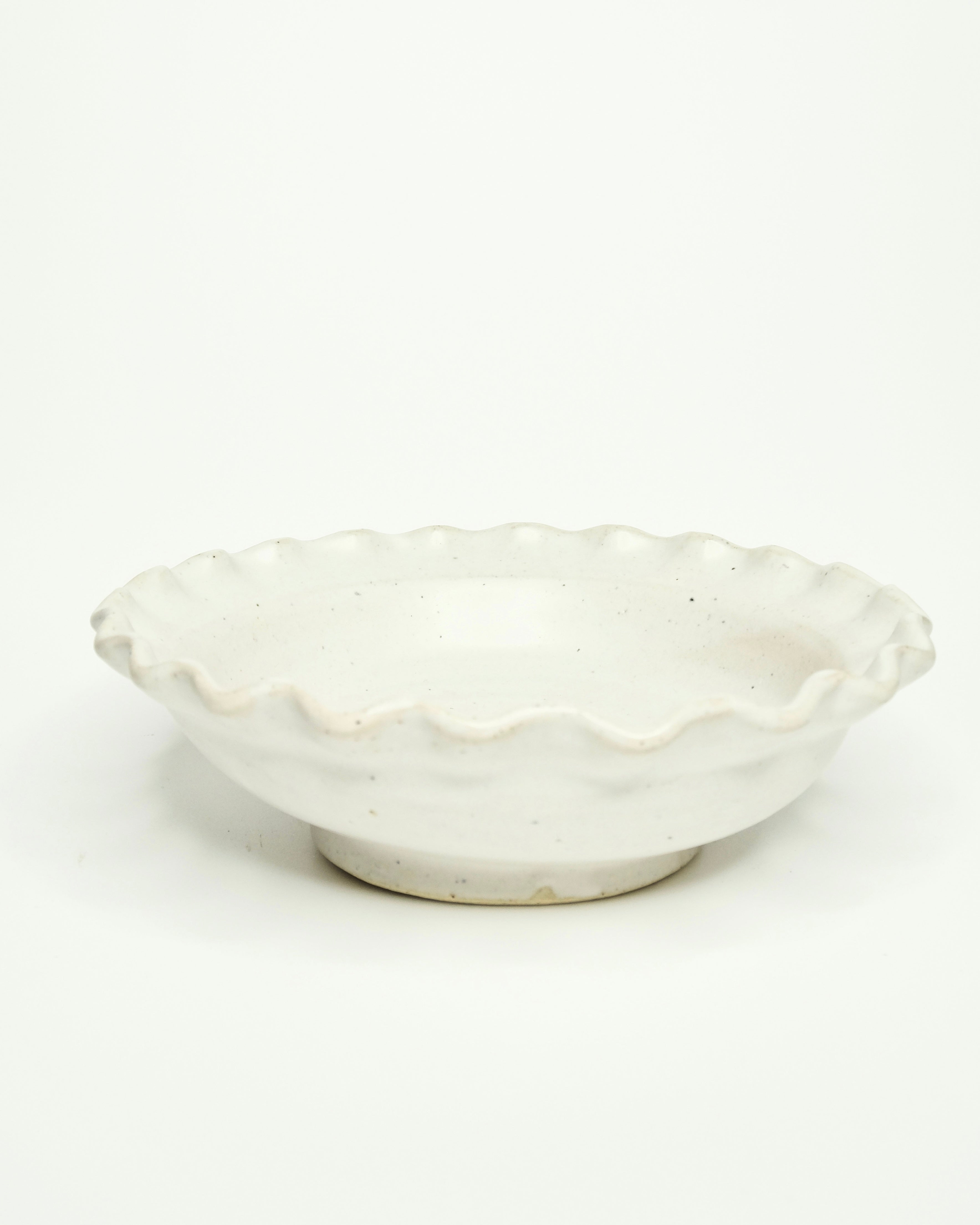 Wave Appetizer Soup Dish - Alcachofa y Romero