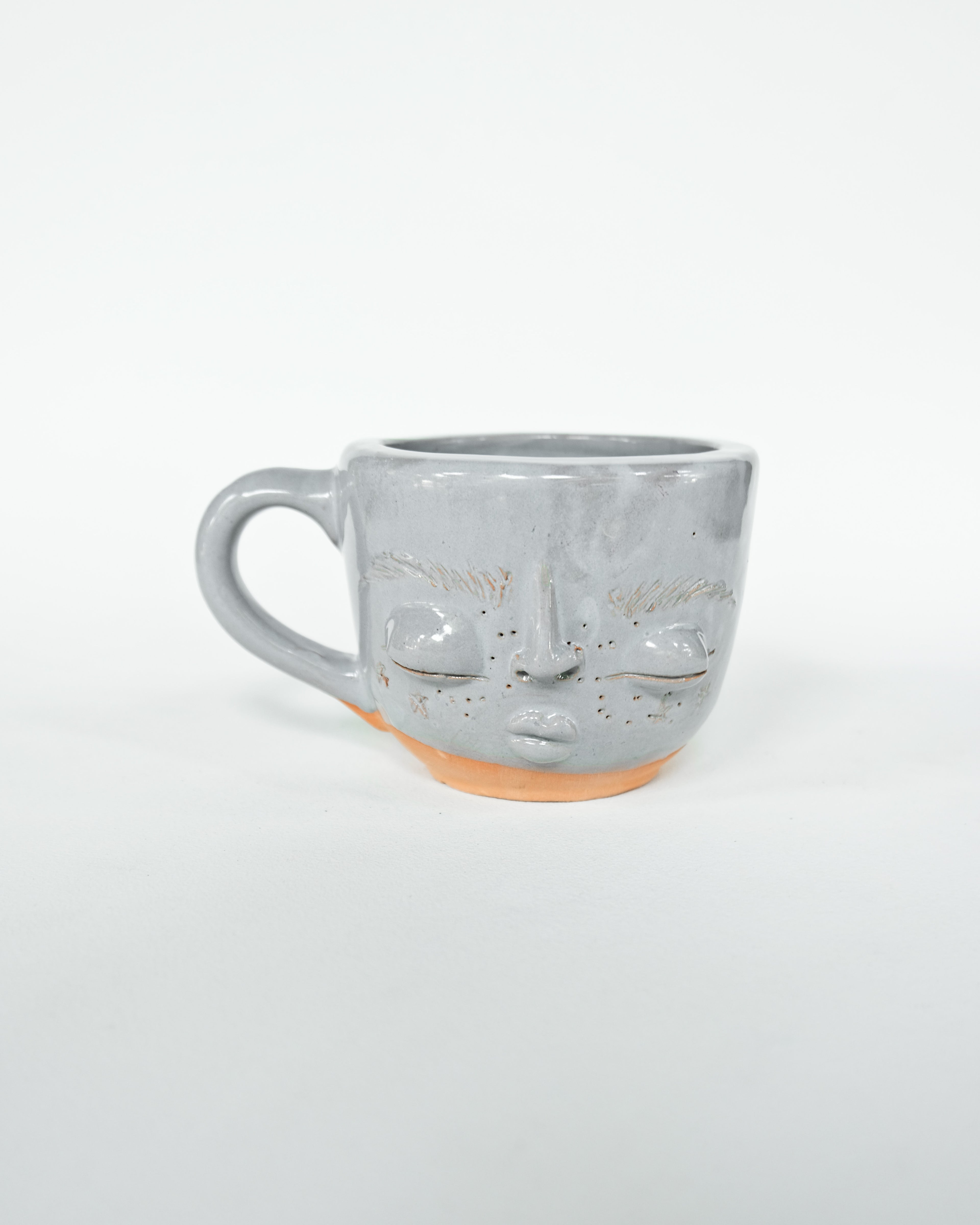 Smiley Face Mug - Tres Tristes Trastos