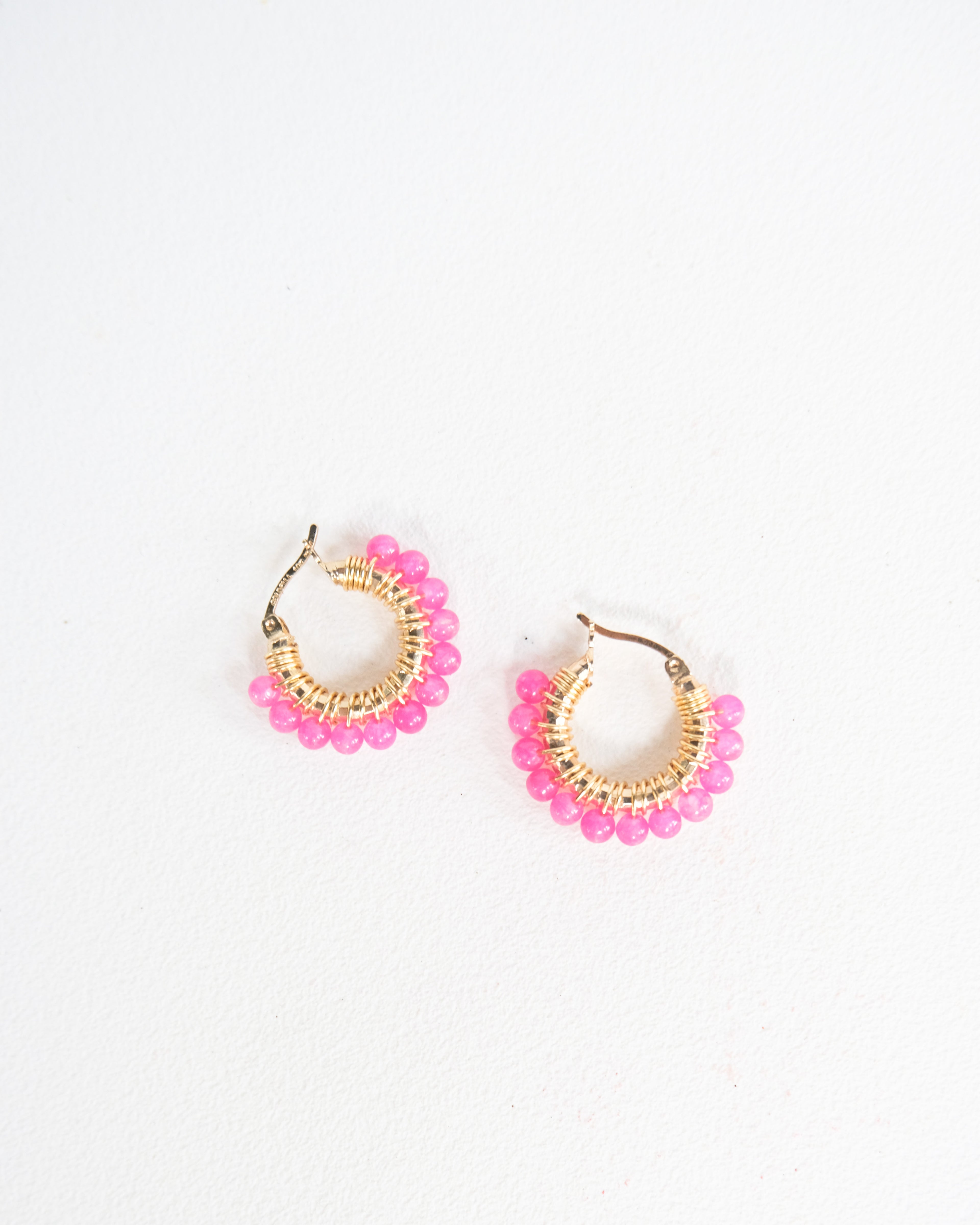 Arracada mini de piedras - Cecelia