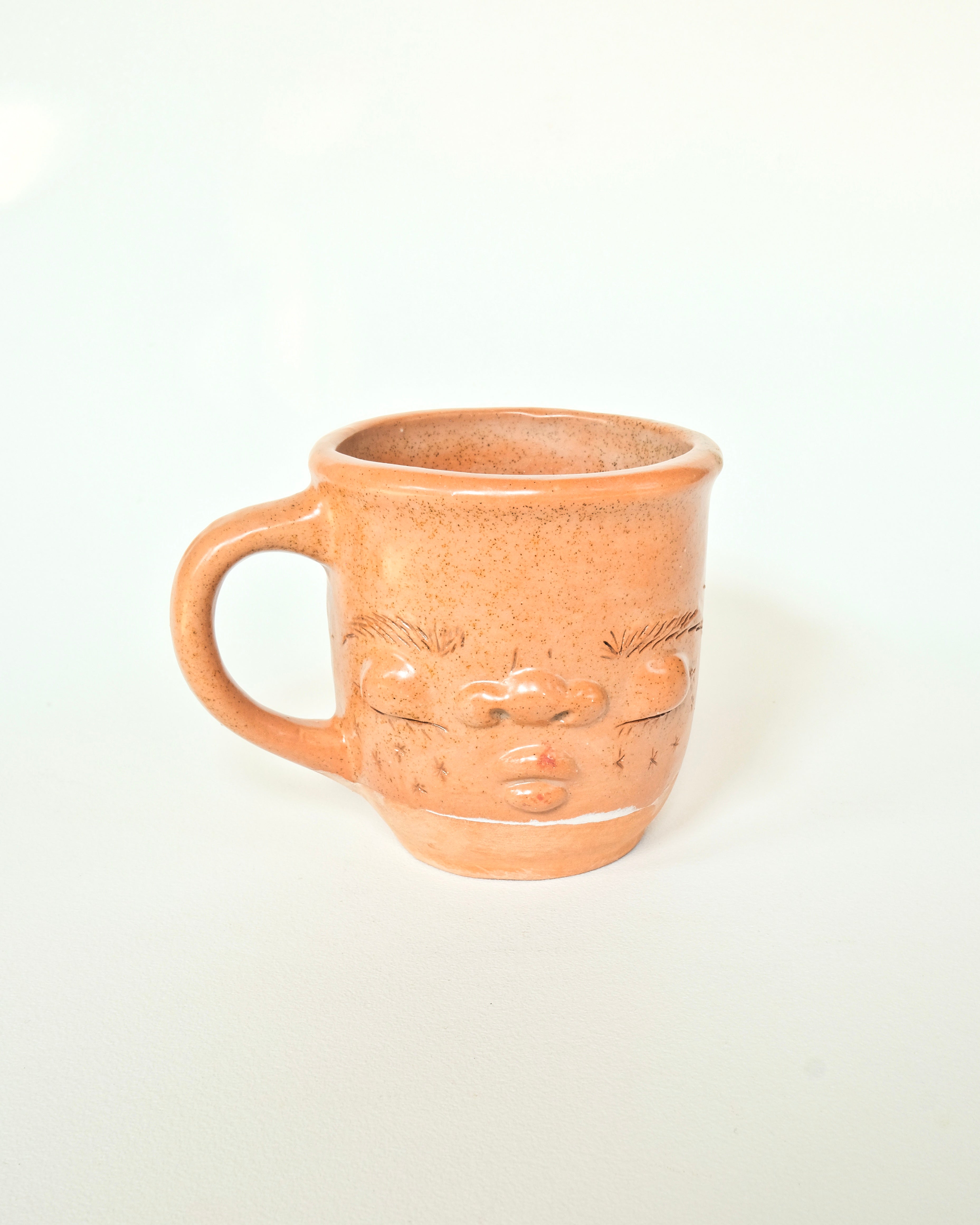 Almond Face Mug - Tres Tristes Trastos