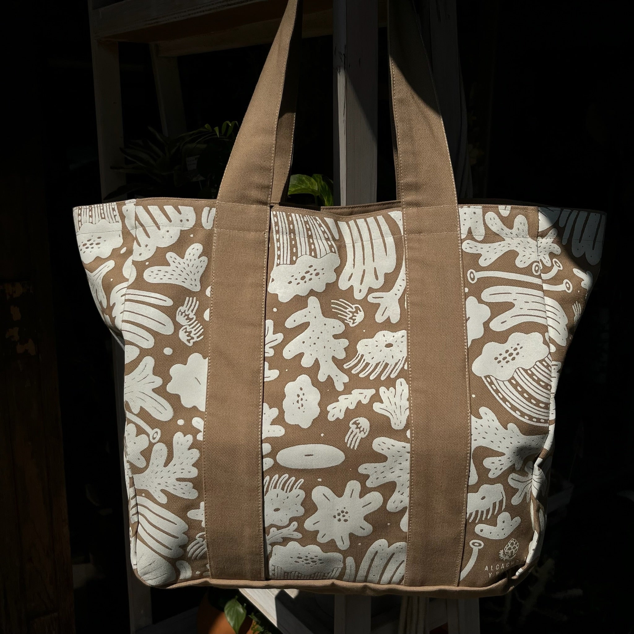 Tote Flores y Corales - Alcachofffa