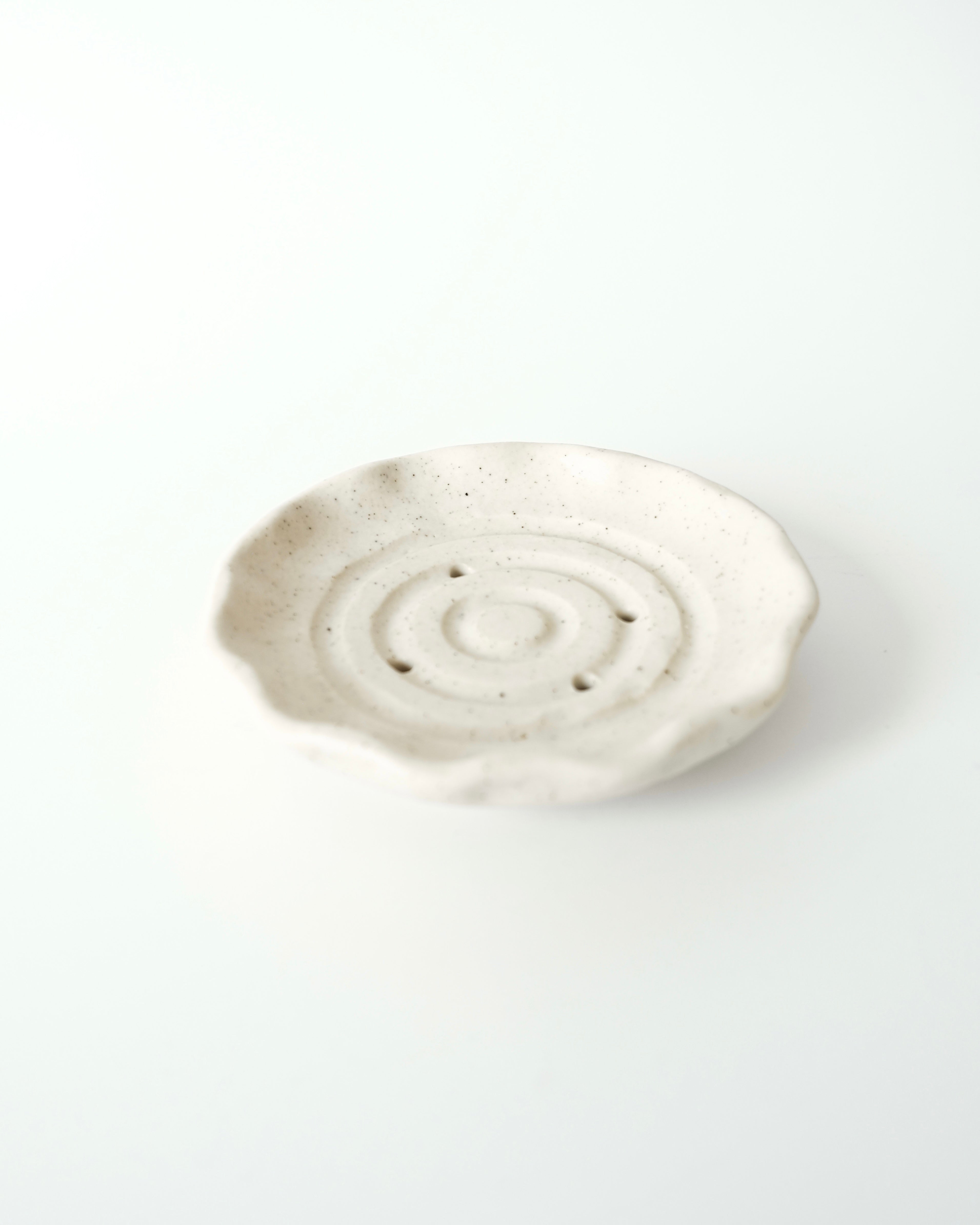Circular petal soap dish - Artichoke and Rosemary