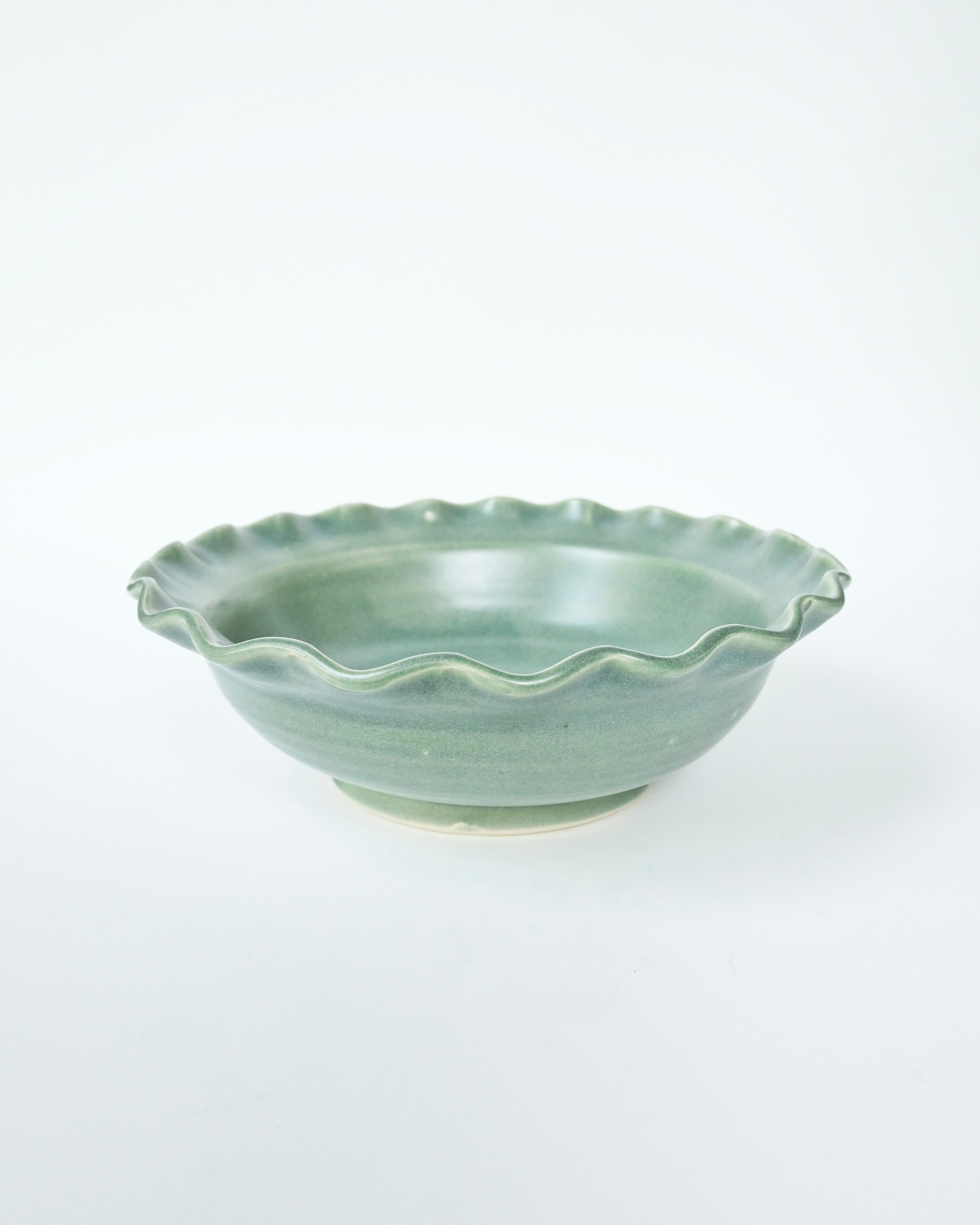 Wave Appetizer Soup Dish - Alcachofa y Romero