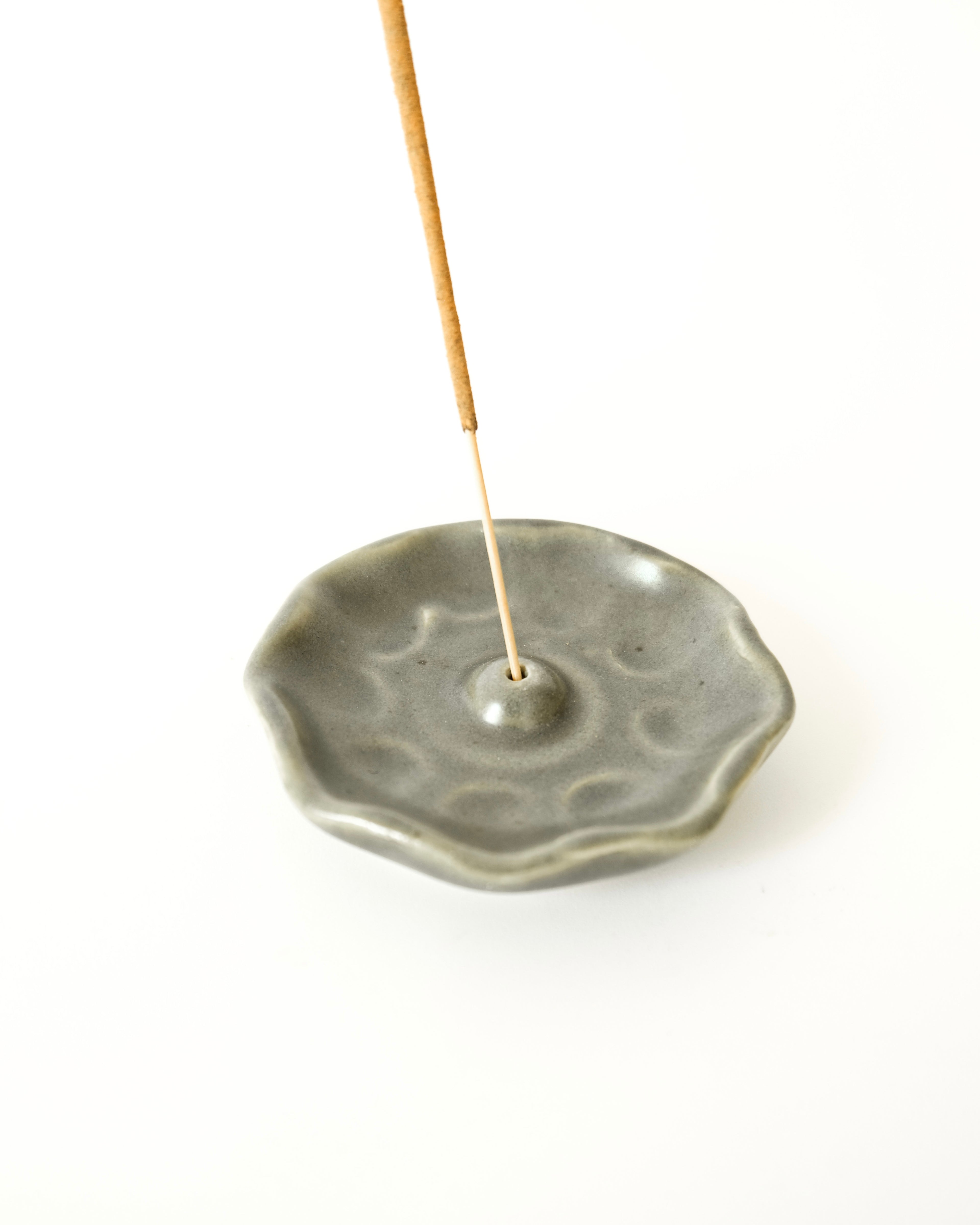 Petal incense holder - Artichoke and Rosemary