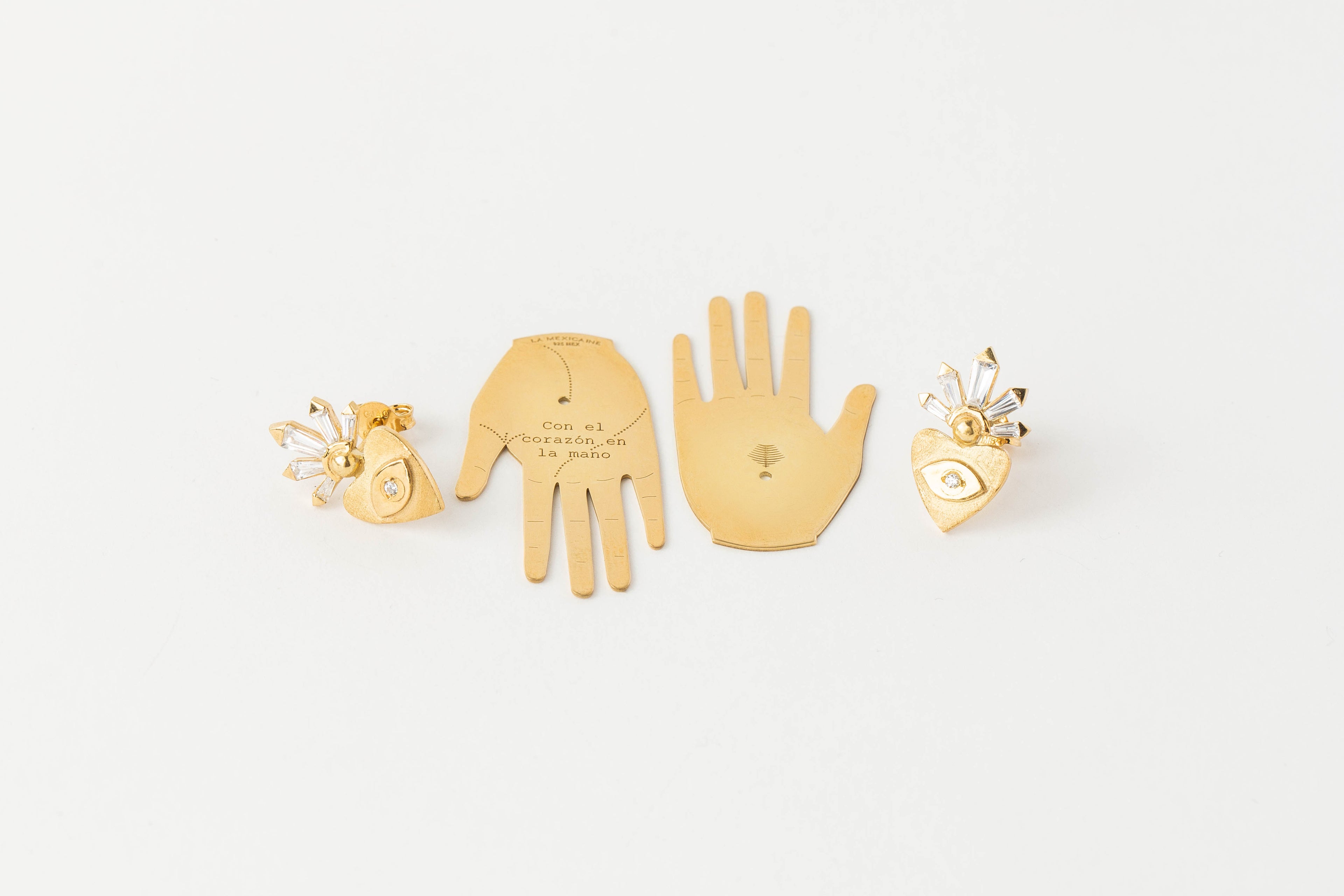 Earrings with the heart in the hand - Coba