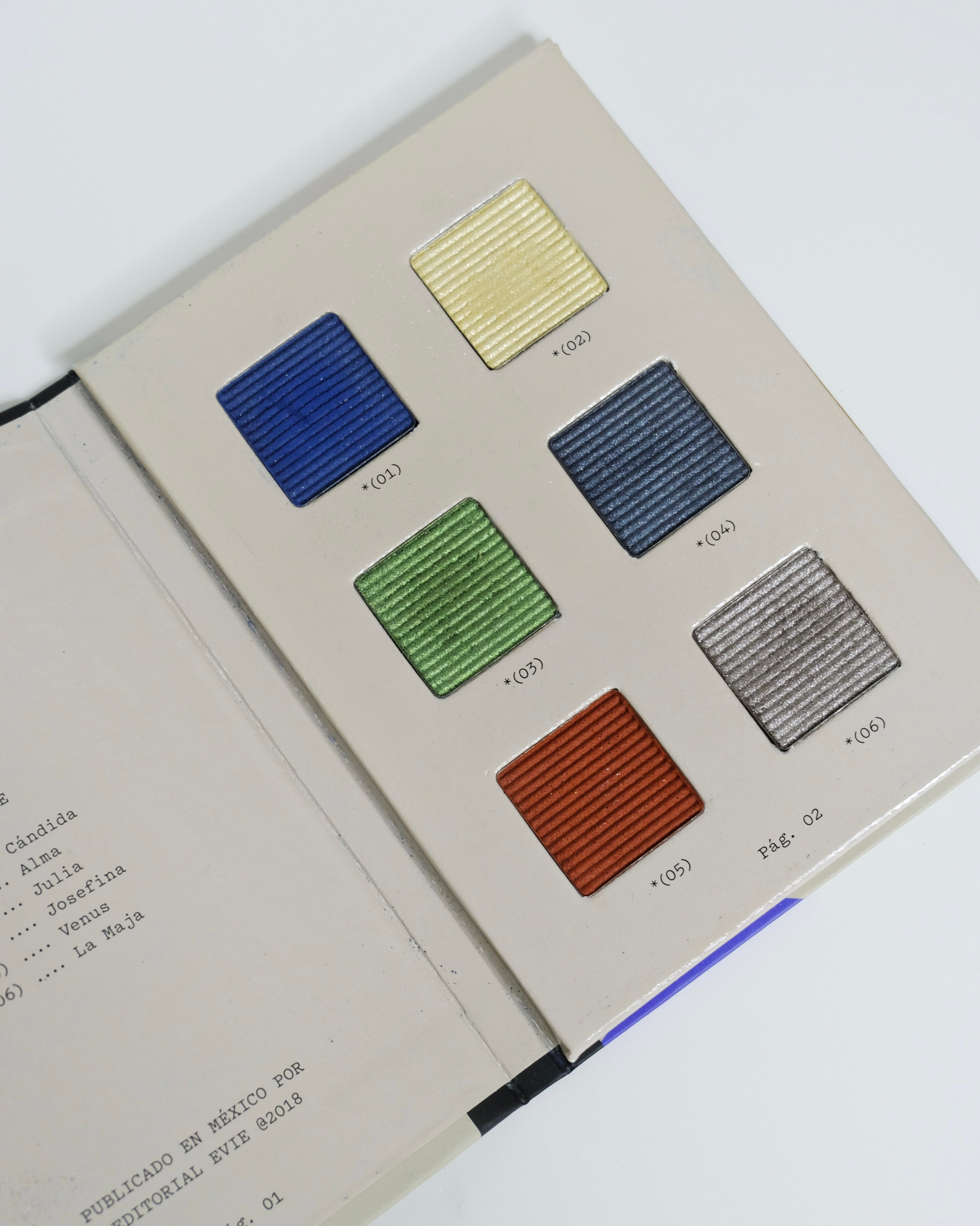 Paletas de sombras - Evie