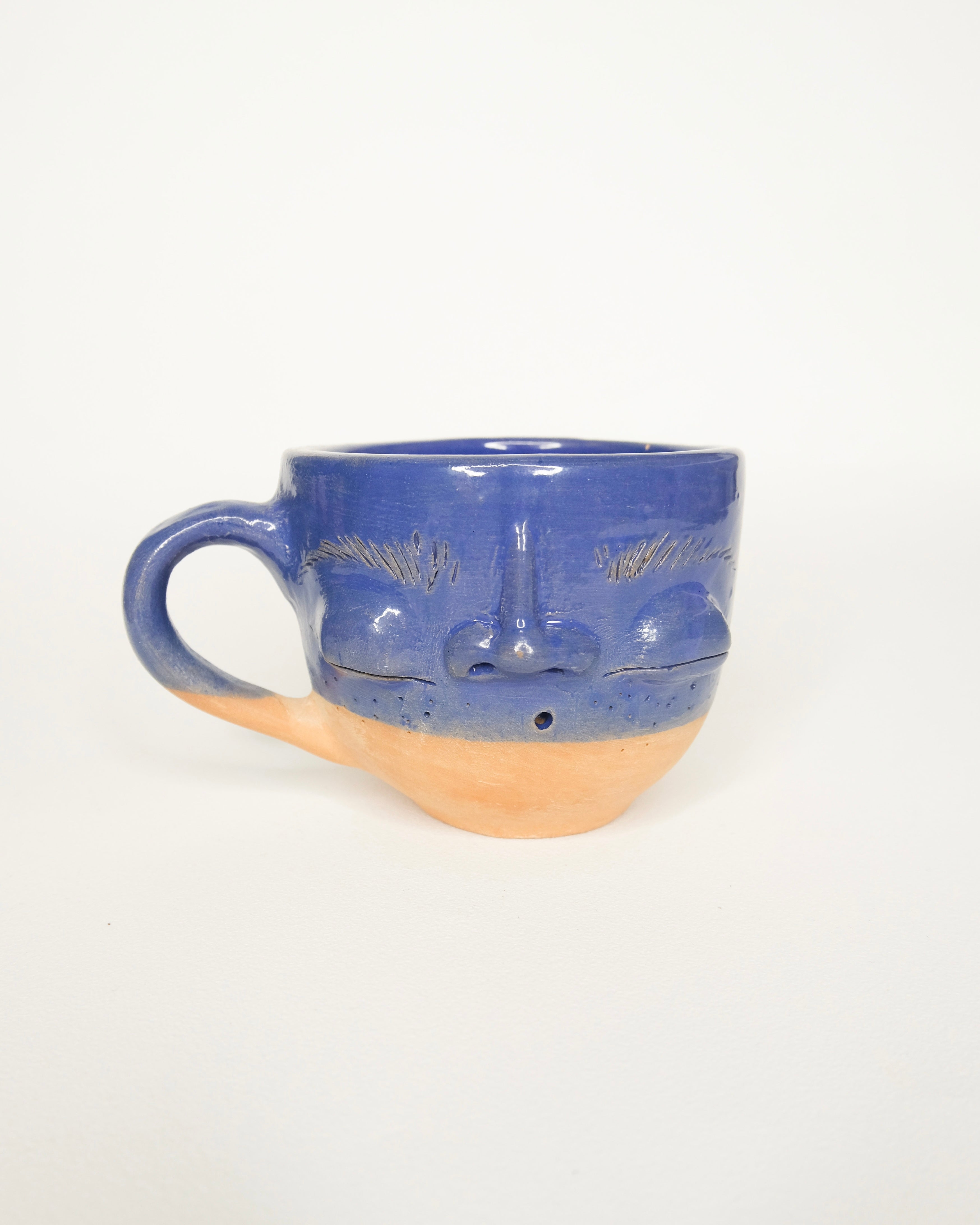 Smiley Face Mug - Tres Tristes Trastos