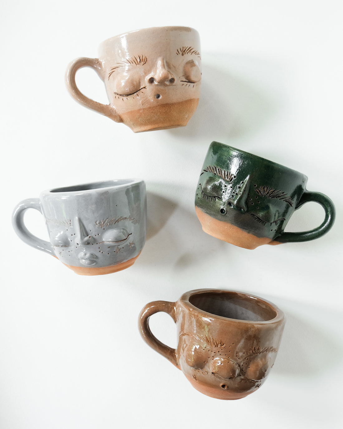 Smiley Face Mug - Tres Tristes Trastos