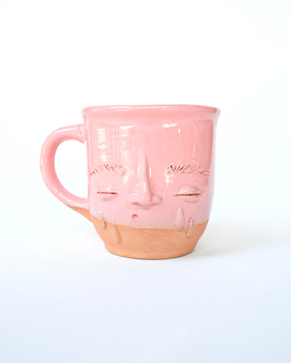 Taza de Carita Almendra - Tres Tristes Trastos