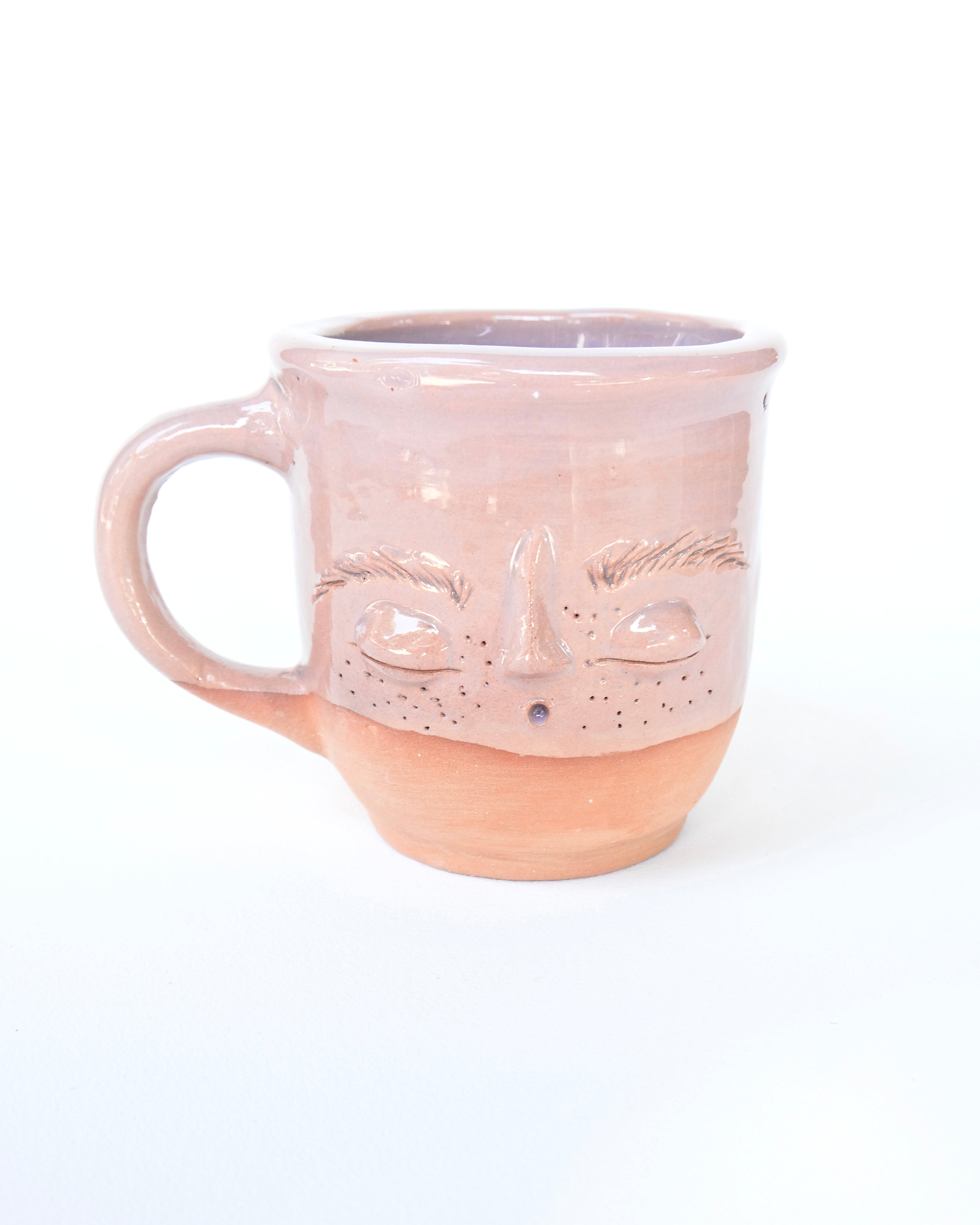 Almond Face Mug - Tres Tristes Trastos