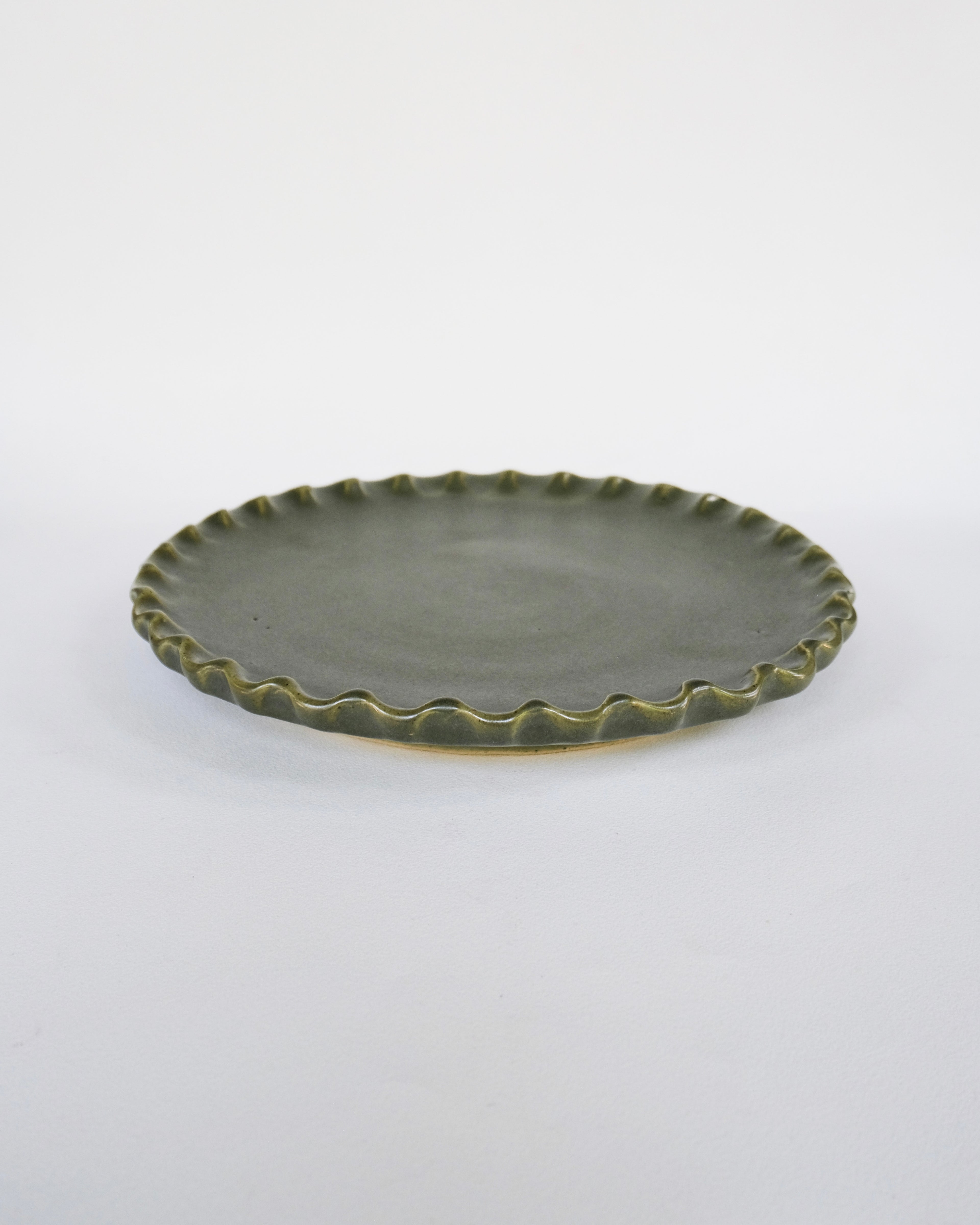 Waves Carving Plate - Alcachofa y Romero