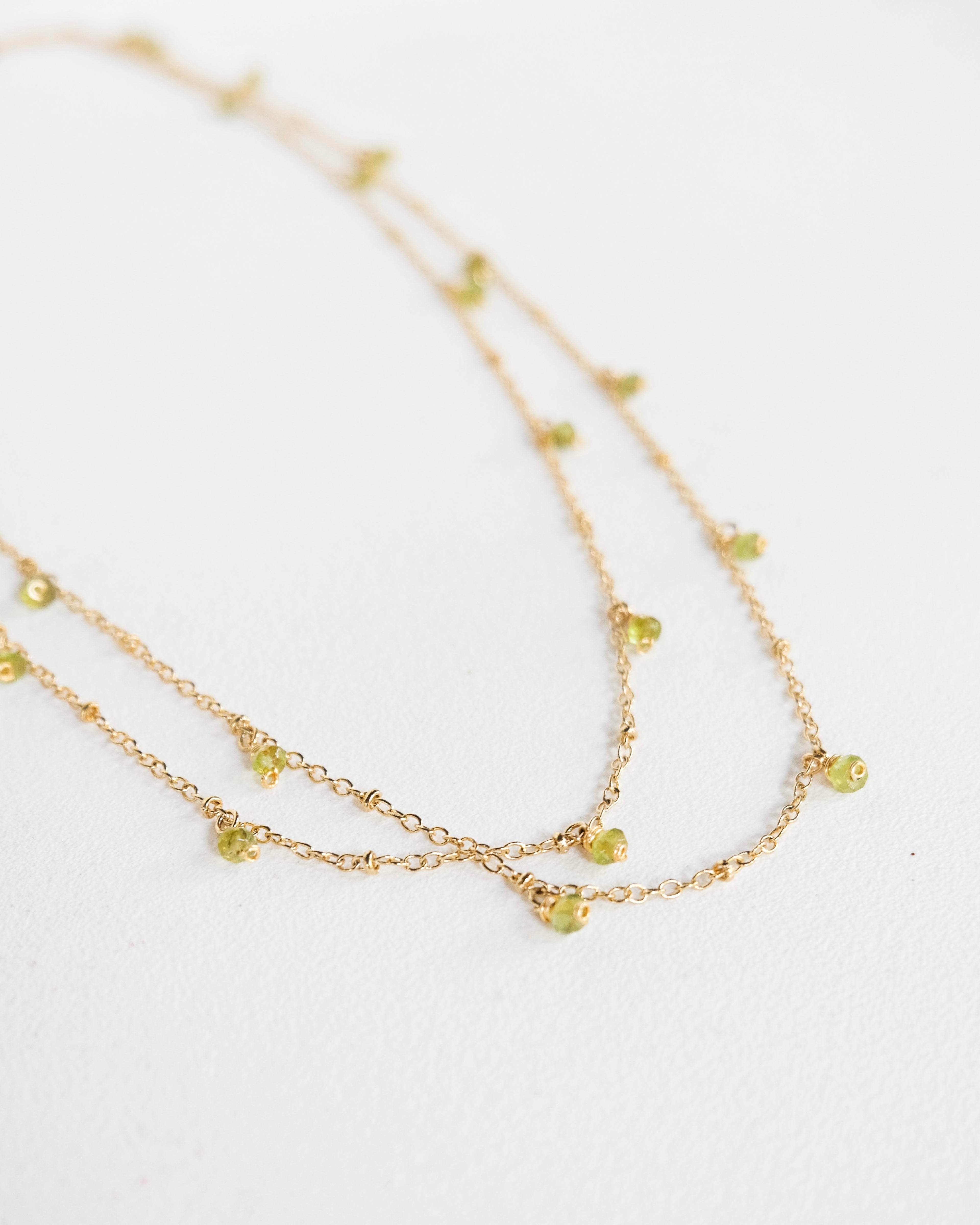 Collar largo de piedras - Cecelia