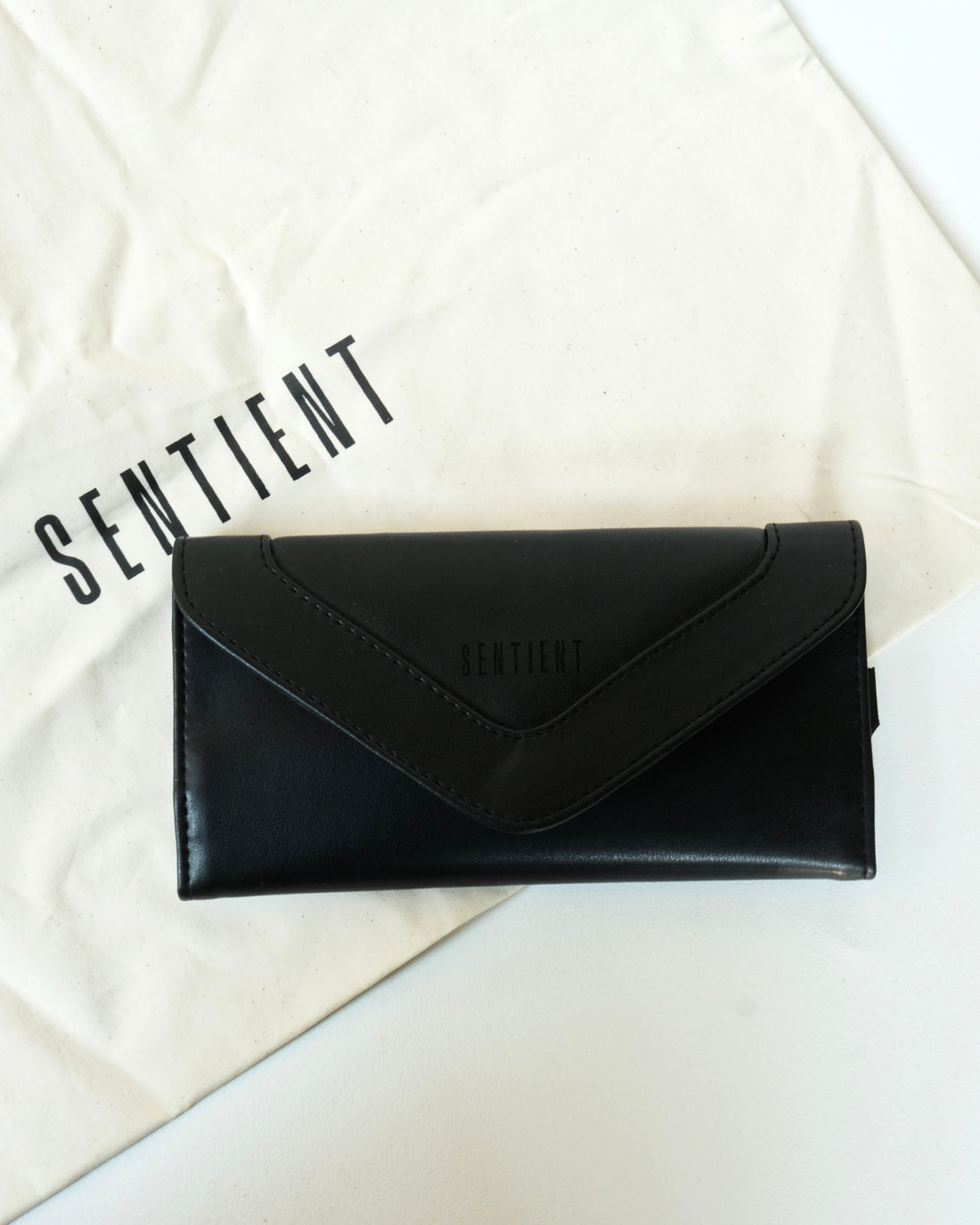 Olive Wallet - Sentient