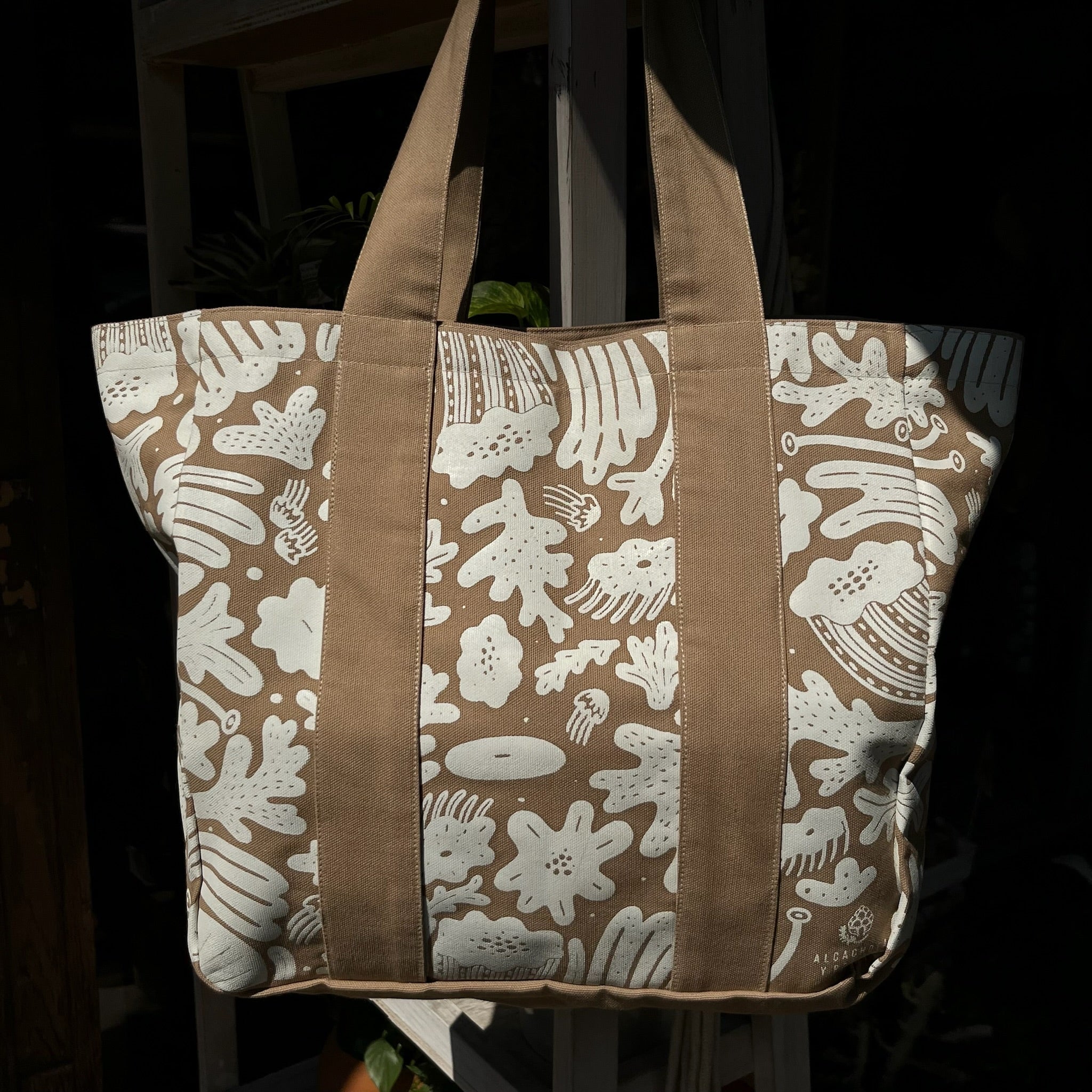 Tote Flores y Corales - Alcachofffa