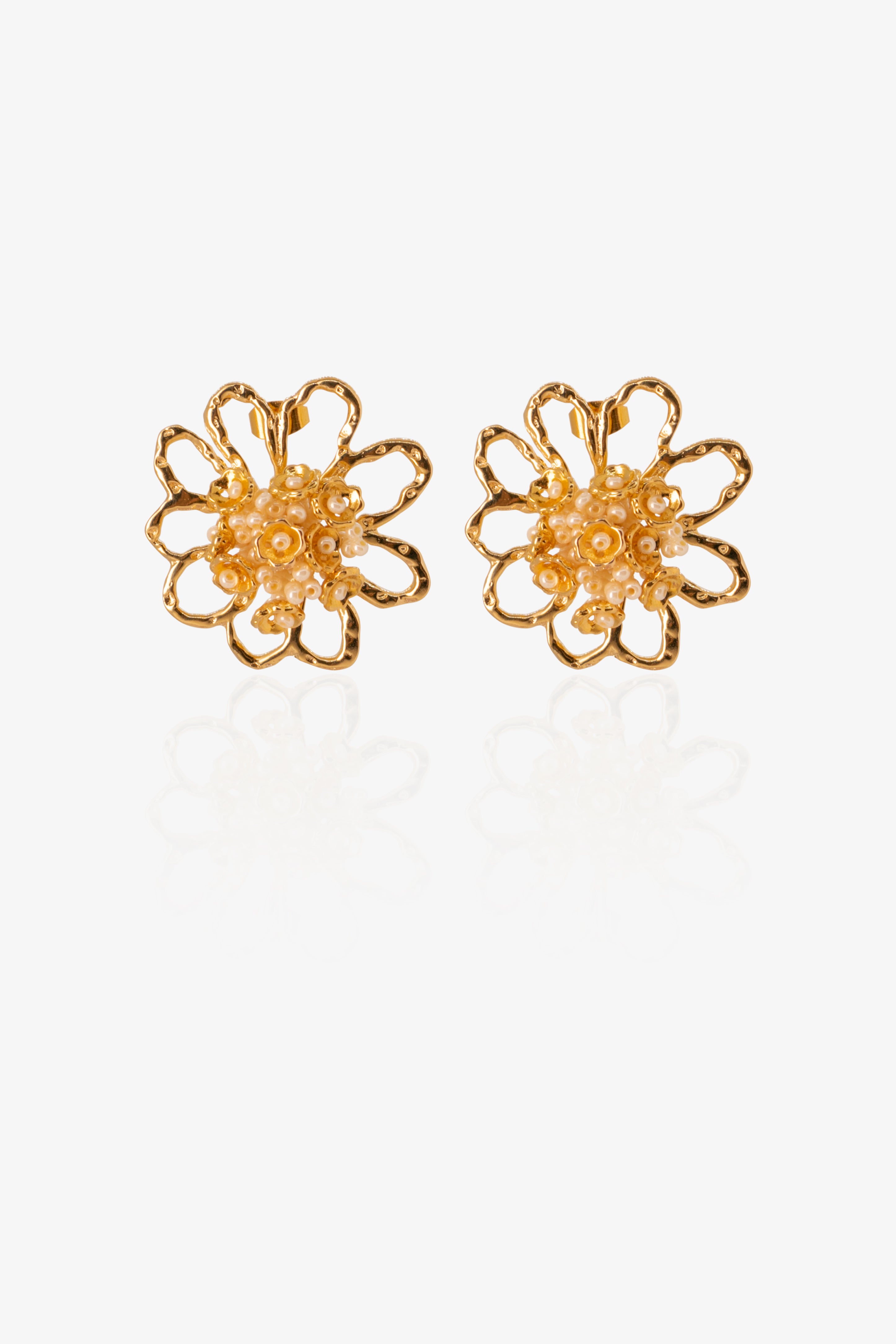Margaritona Pistils Earring - Cecelia
