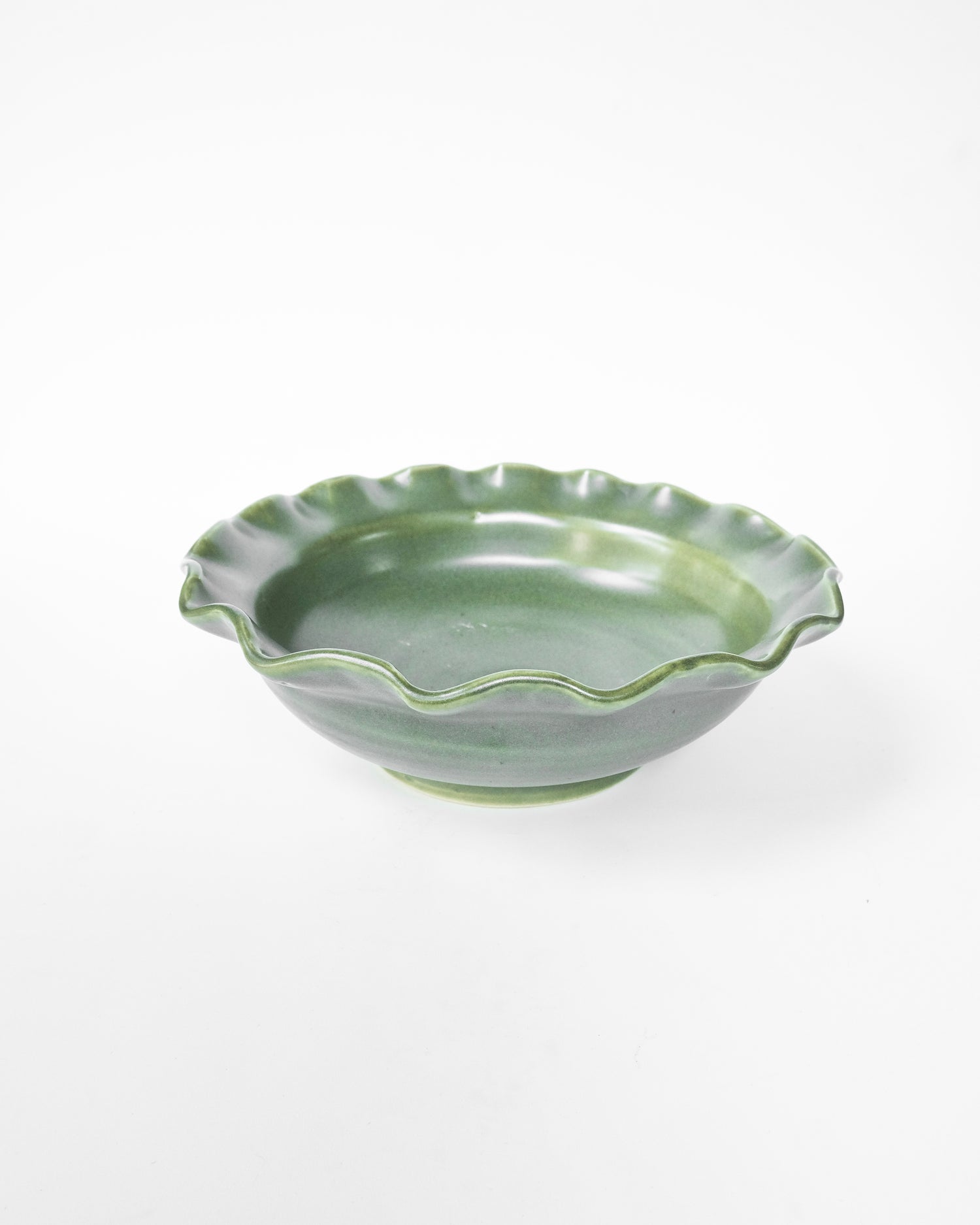 Wave Appetizer Soup Dish - Alcachofa y Romero