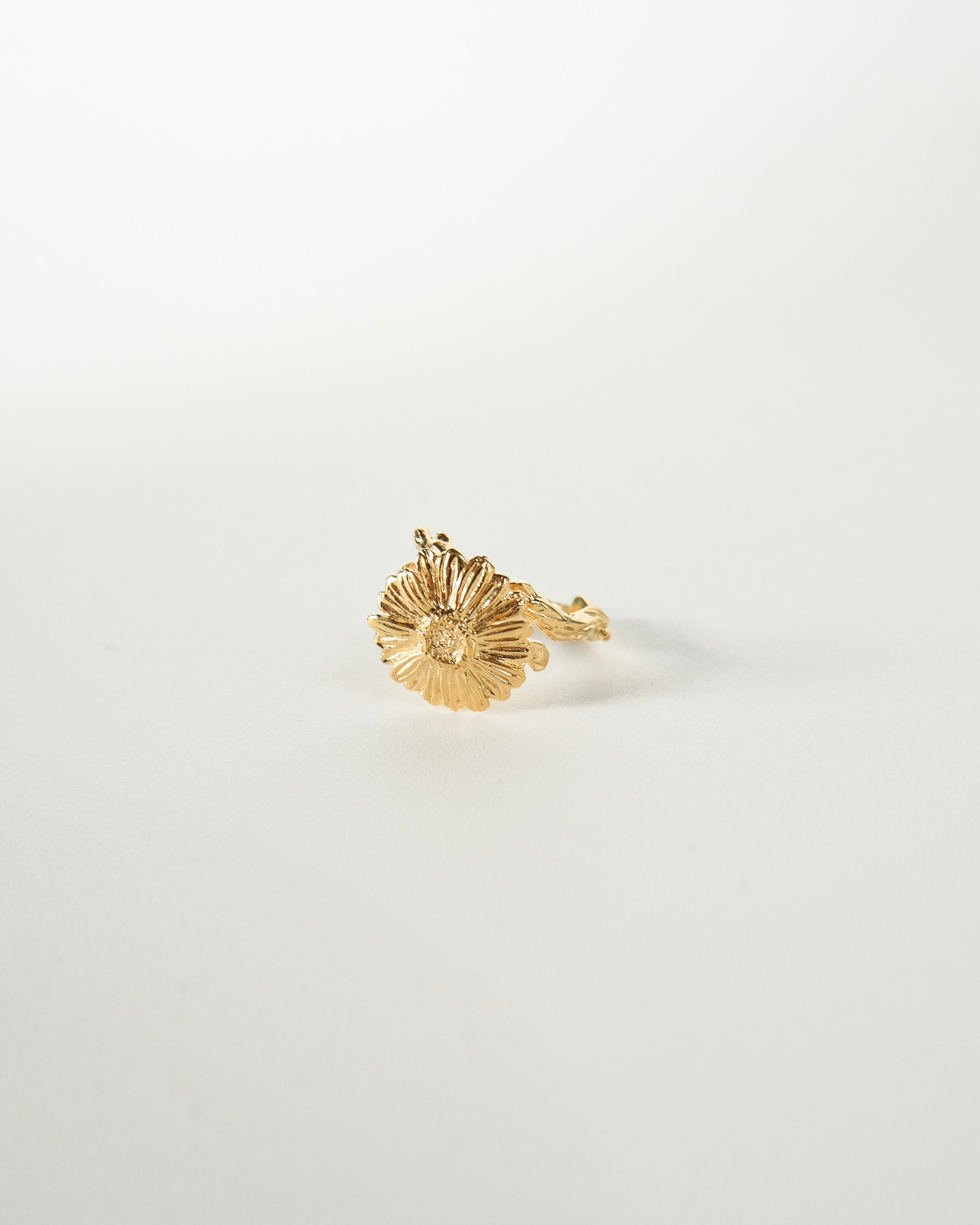 Anillo entre flor - Cecelia