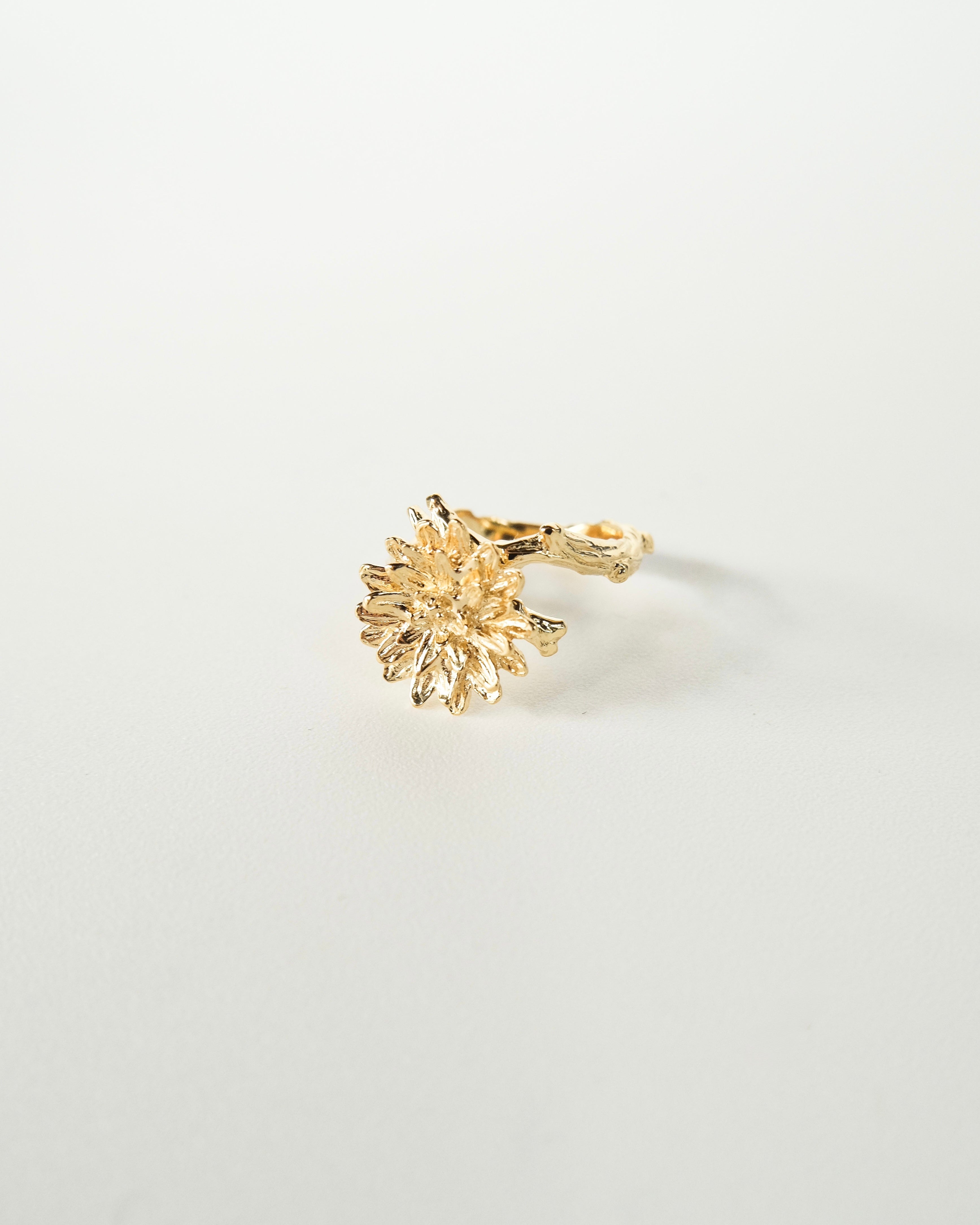 Anillo entre flor - Cecelia