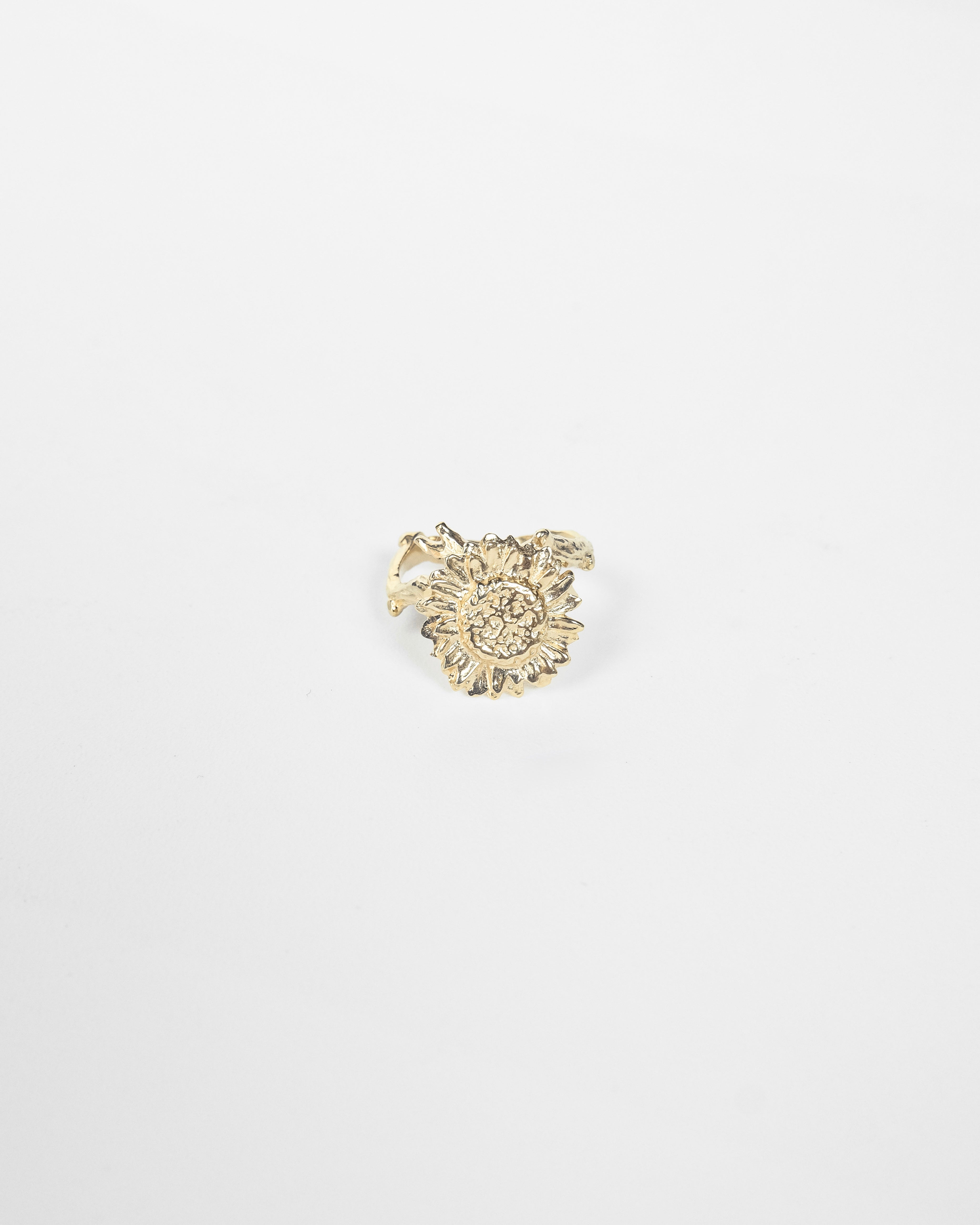 Anillo entre flor - Cecelia