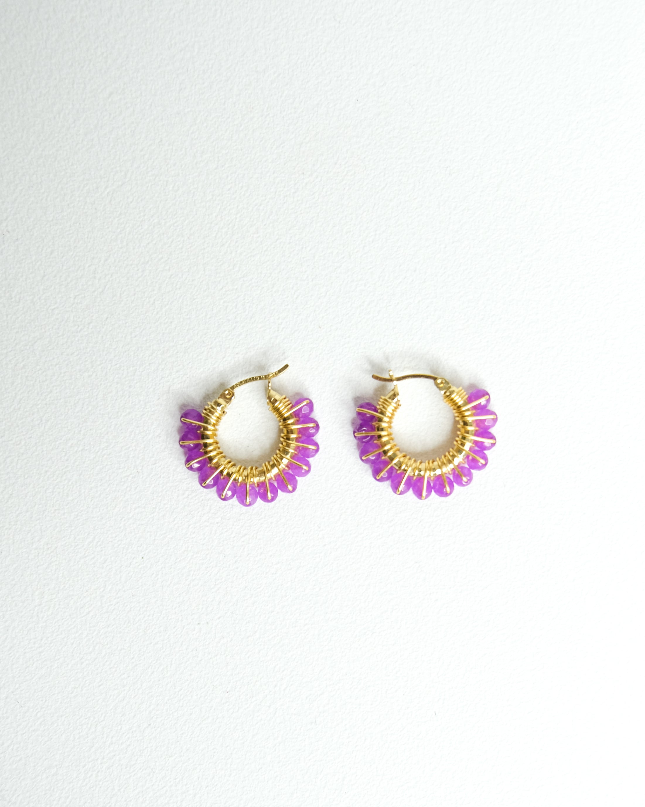 Arracada mini de piedras - Cecelia