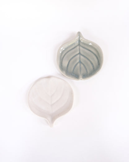 Grape Leaf - Hyacinth Pottery