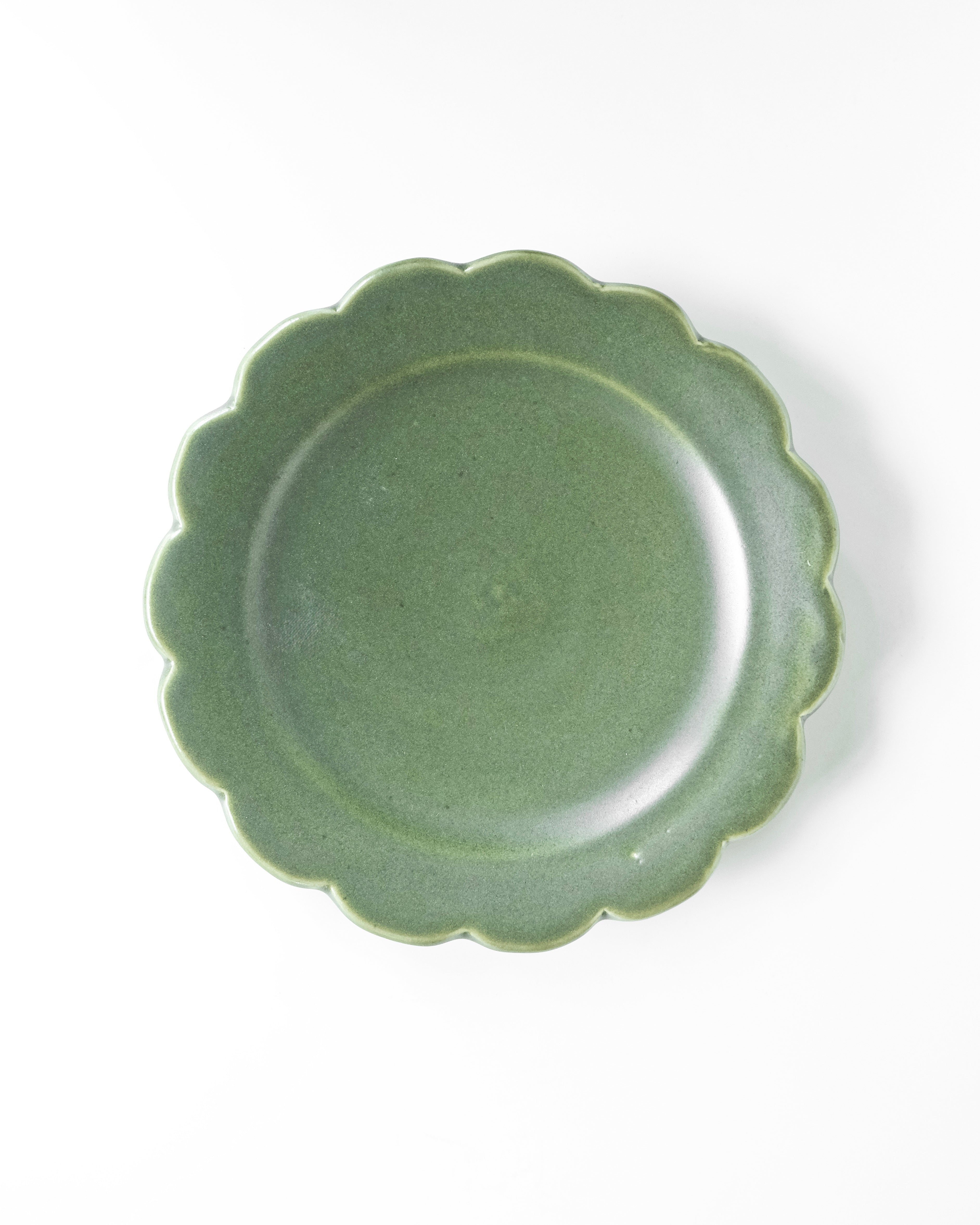 Petal appetizer plate - Alcachofa y Romero