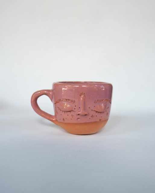 Smiley Face Mug - Tres Tristes Trastos