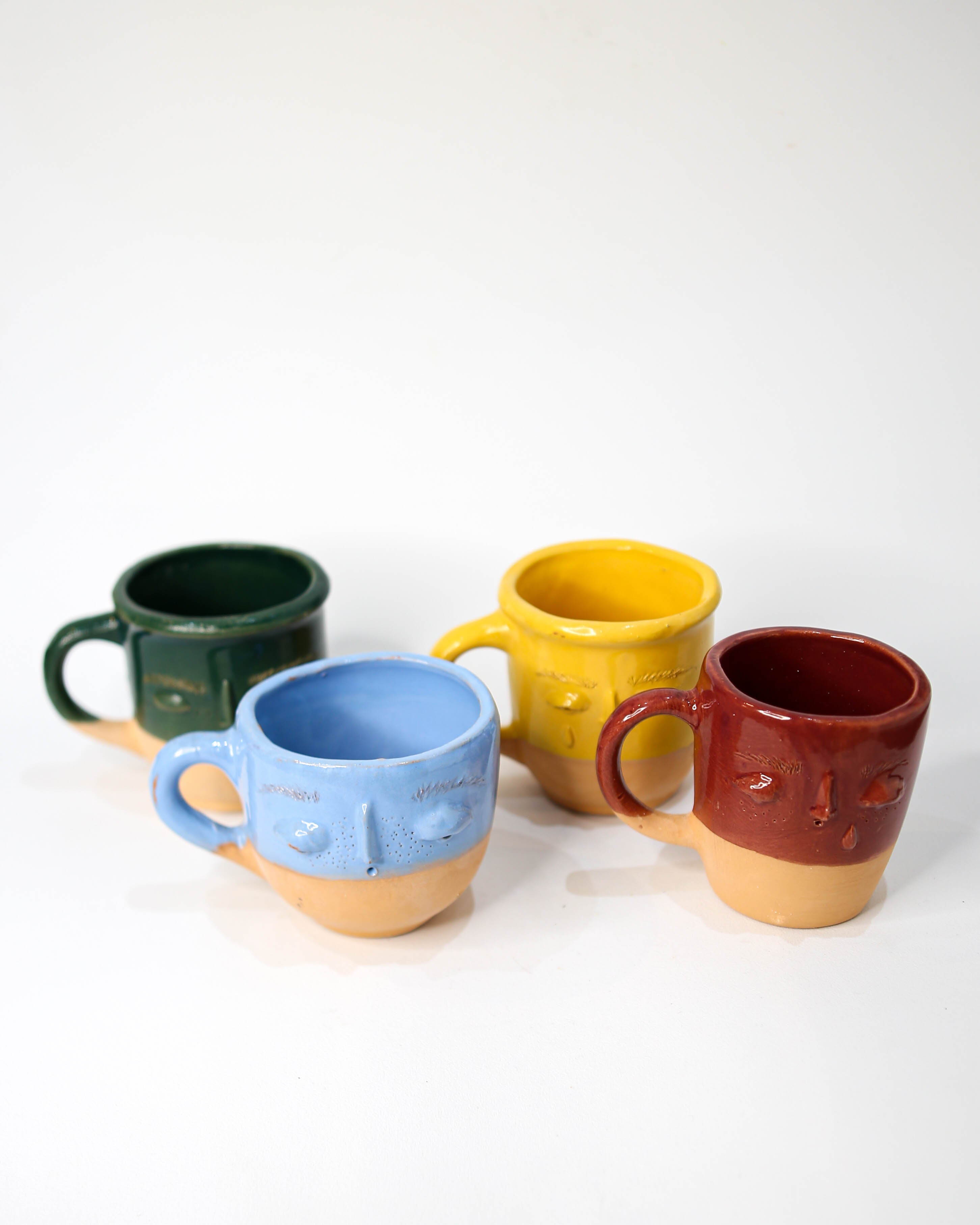 Almond Face Mug - Tres Tristes Trastos