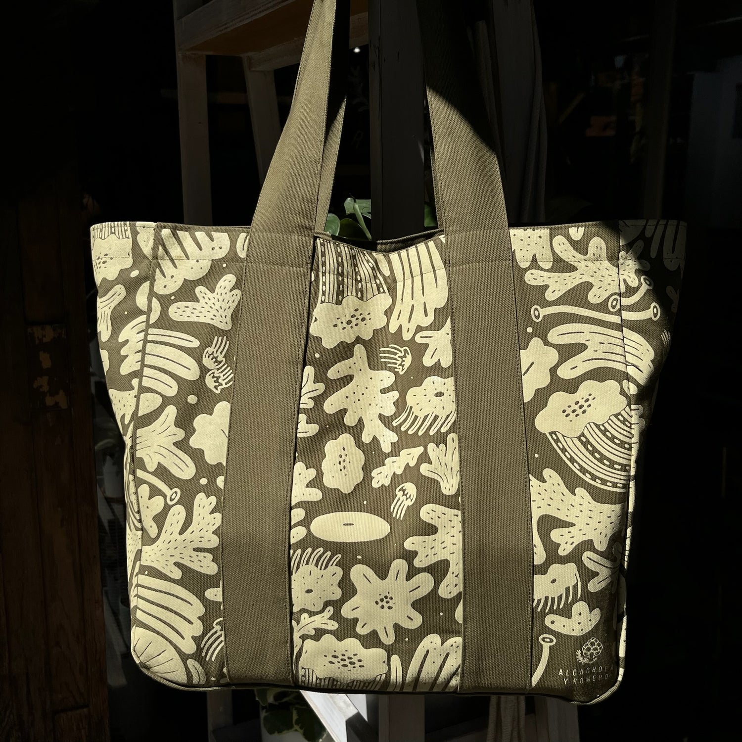 Tote Flores y Corales - Alcachofffa