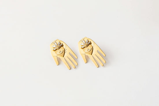 Earrings with the heart in the hand - Coba